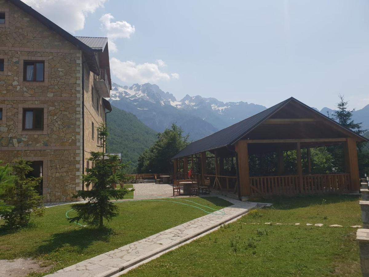 ולבונה Hotel Margjeka מראה חיצוני תמונה